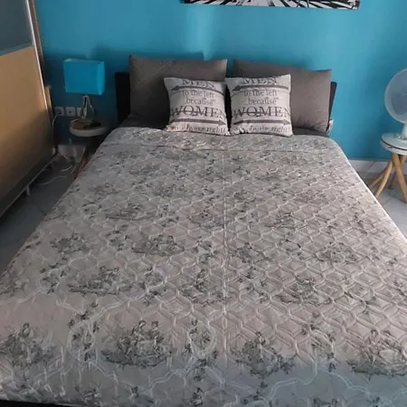 Comfortable And Elegant Fofi * 塞萨洛尼基